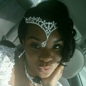 Meet your Posher, Shatia